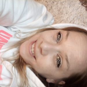 Meet your Posher, Laurie